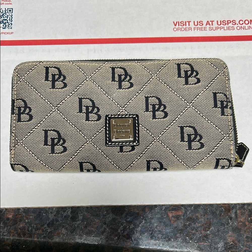 Dooney & Bourke Beige and Black Wallet
